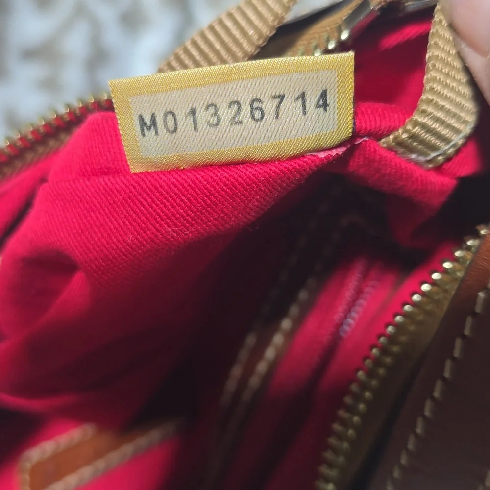 Dooney & Bourke Presley Purse - Picture 10 of 14